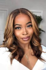 13x6 HD Glueless Lace Brown with Blond Highlight Wave Wig-HD22 - Image 2